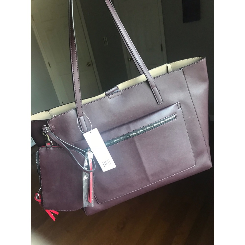 BRAND NEW! Mondani New York purse!